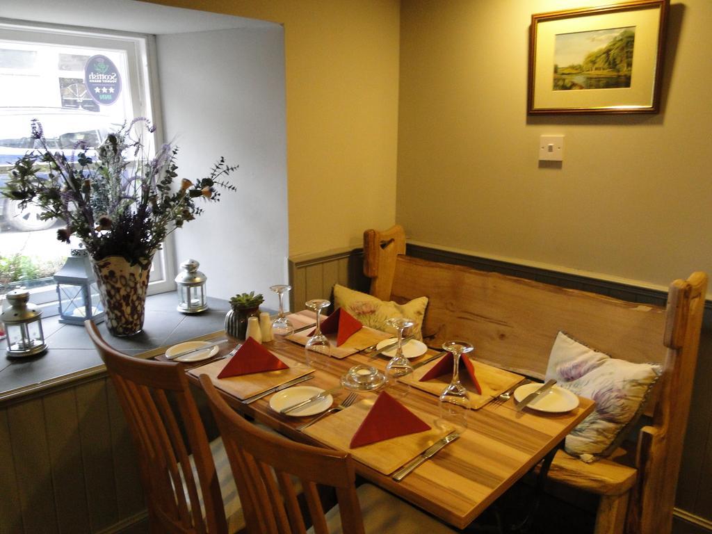 The Red Lion Inn Doune エクステリア 写真